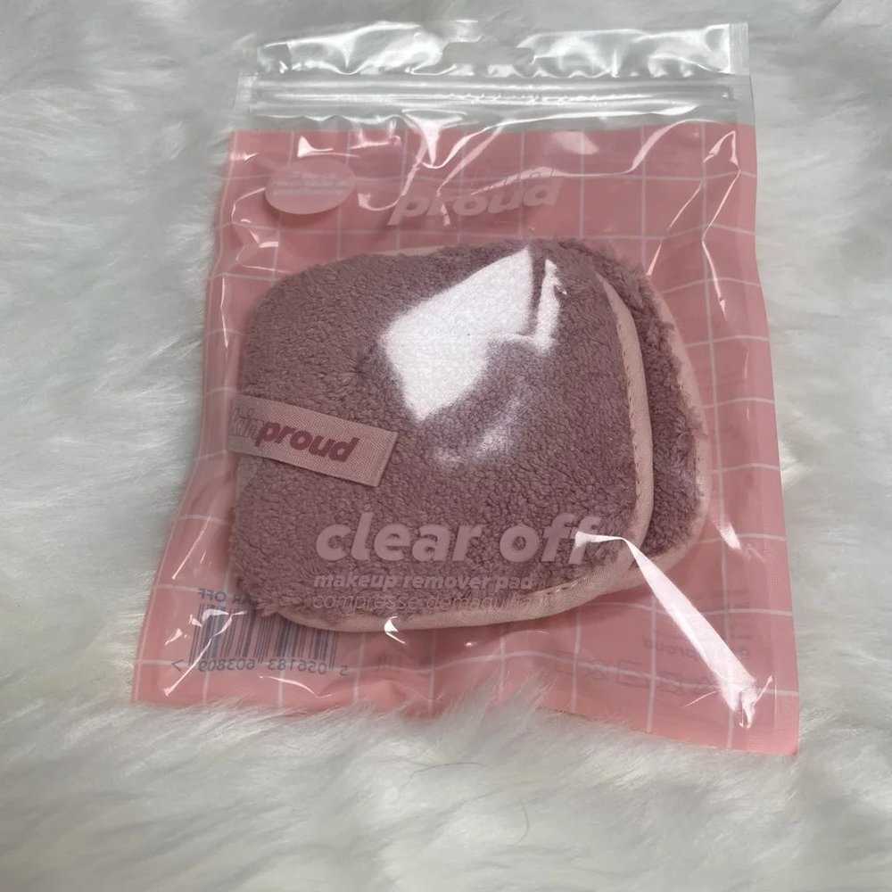 Skin proud makeup remover puff